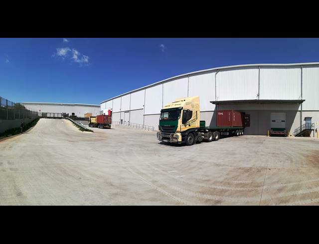 3,280M² WAREHOUSE TO LET IN LINBRO PARK